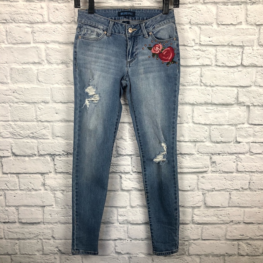 Blue Spice | NWT skinny jeans embellishments